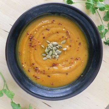 Creamy Roasted Butternut squash soup FG 4113